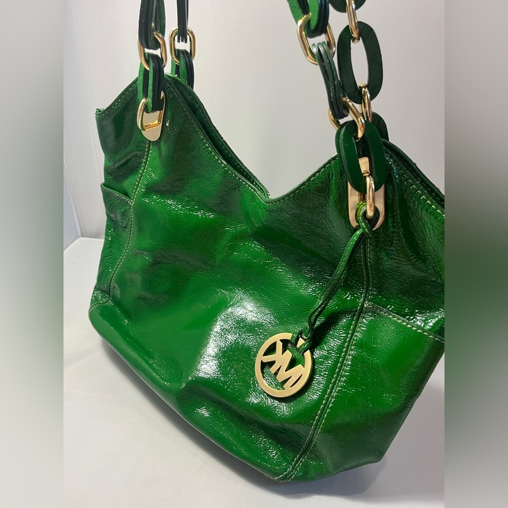 NWOT Michael Kors Lillie Purse Kelly Lime Green Gold Hobo Leather Chain Handbag